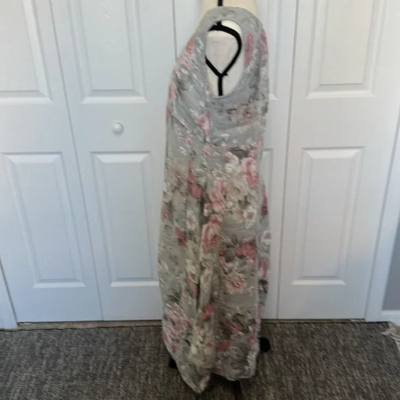 Colette 100% Linen Dress - Picture 4 of 7